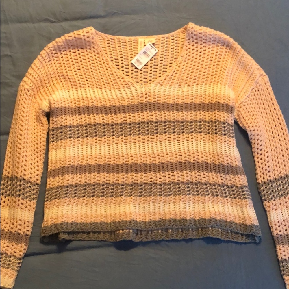 Sky and Sparrow Crop Sweater